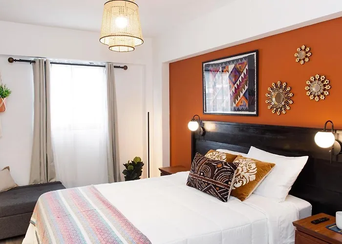 5 Stars Stylish Andean -